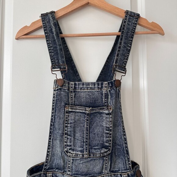 Dollhouse Distressed Denim Overalls Juniors Size 3 With Adjustable Straps & Mult - Picture 2 of 9